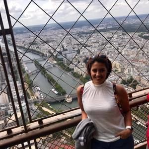Meet your Posher, Ximena